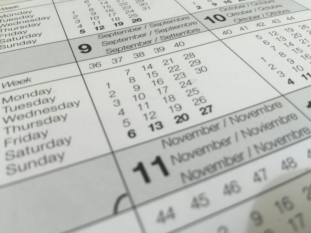 Calculatrice et calendrier pour le calcul des congés payés et jours fériés assistante maternelle