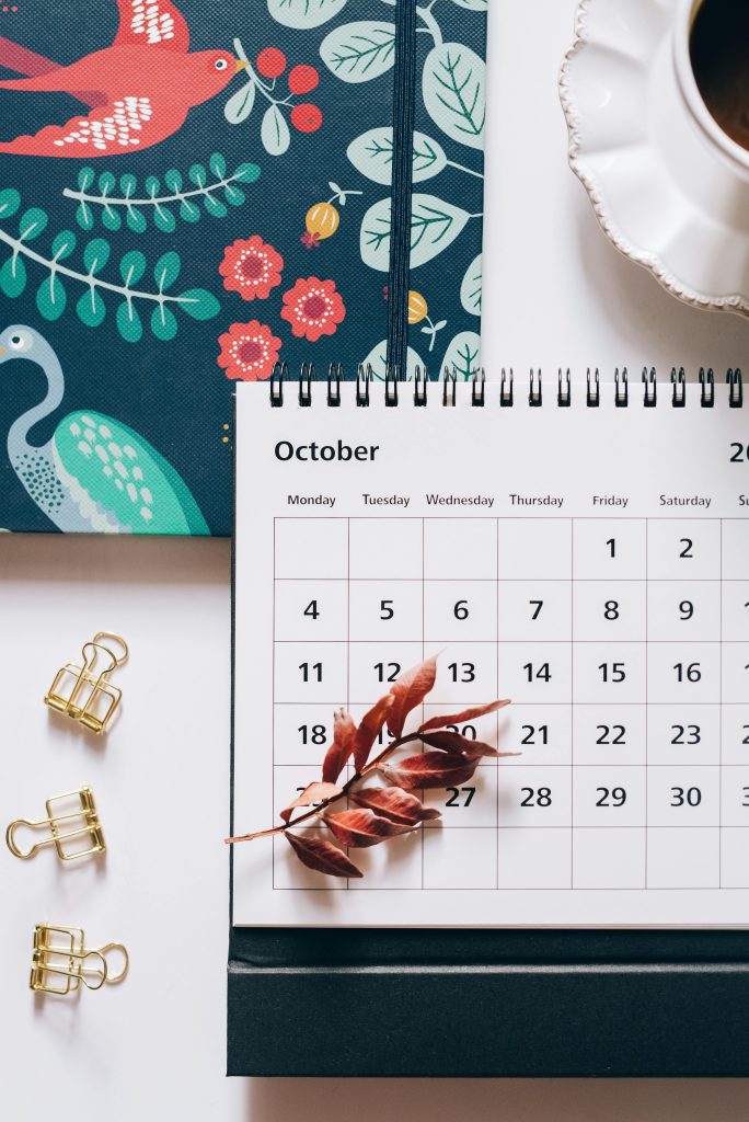 Illustration représentant les jours fériés pour une assistante maternelle